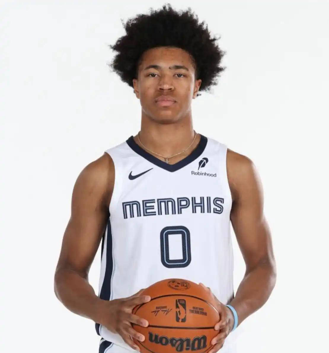 灰熊爆冷塞尔维亚男篮，杰伦·布朗打破历史纪录的简单介绍