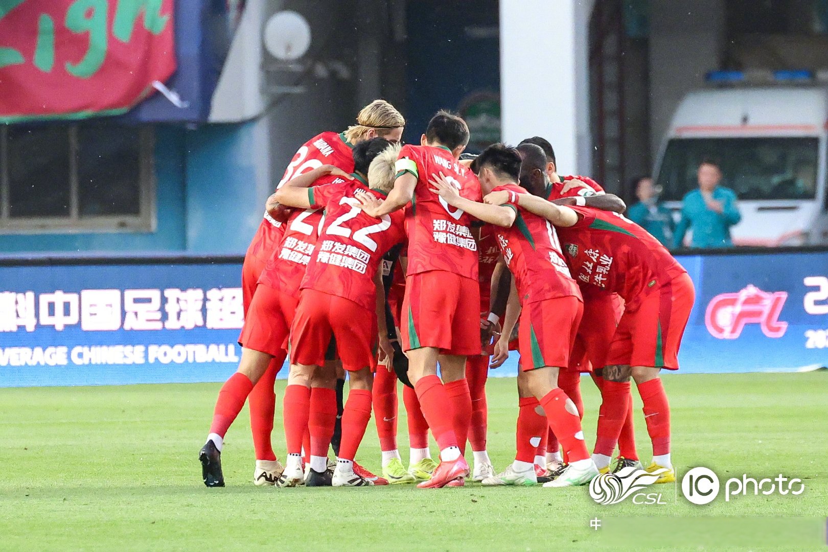 包含激战正酣！各队精彩表现，比赛如火如荼的词条