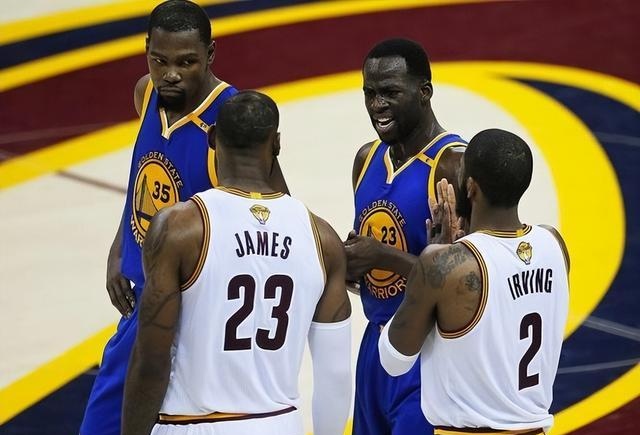 包含英国队豪取三连胜，锁定欧洲杯名额的词条