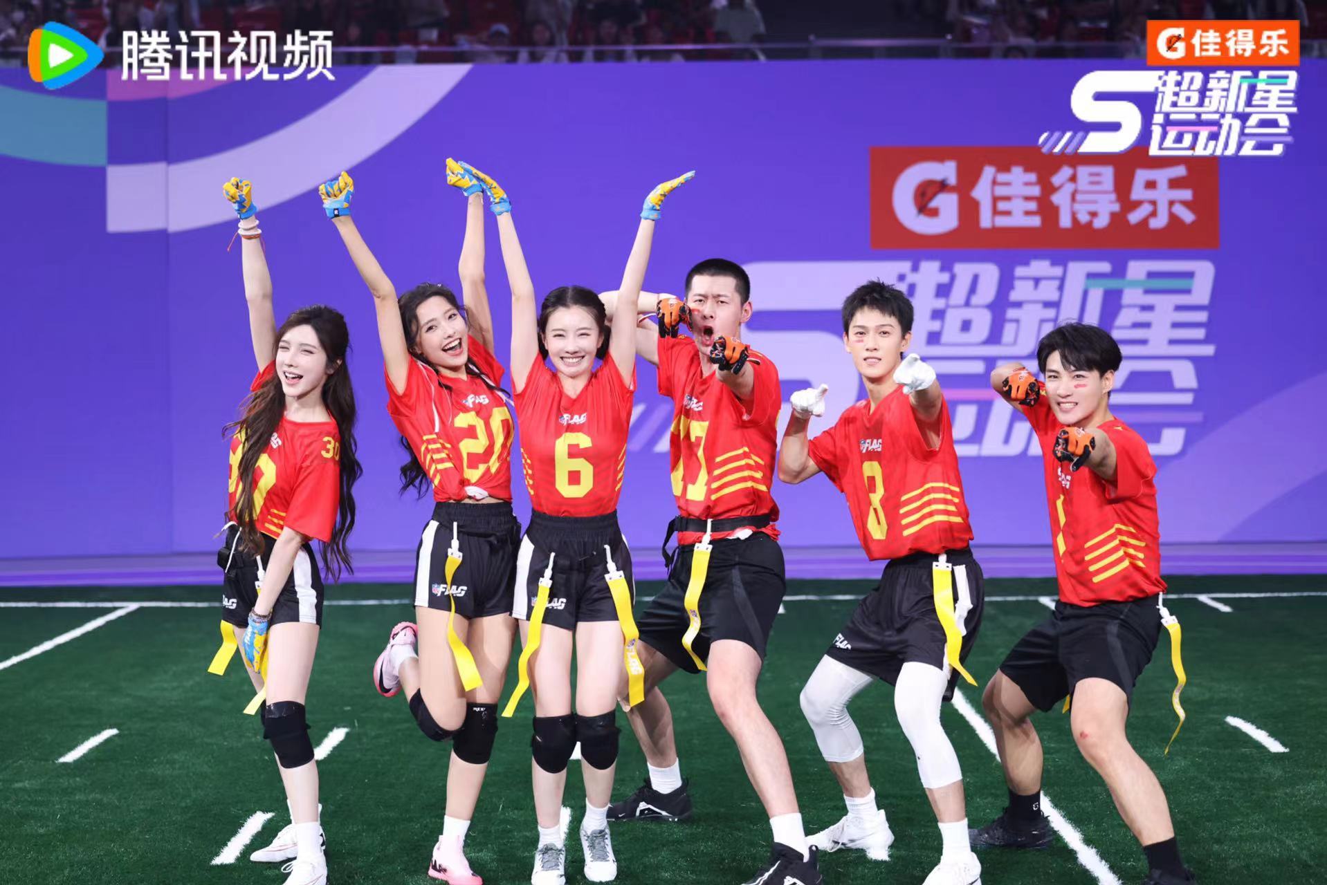 PG电子娱乐-球员们在赛场上展现出团队合作的默契