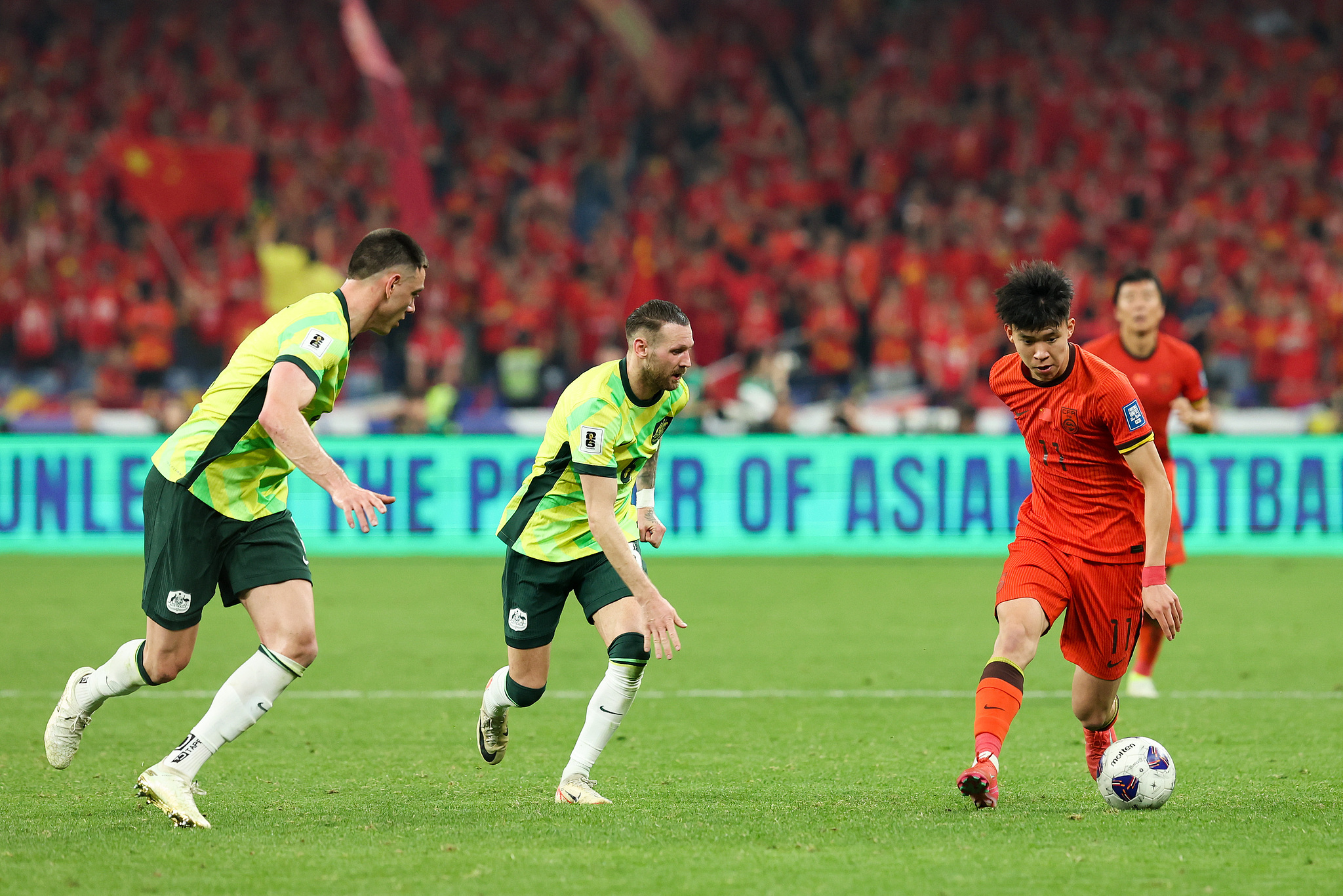 亚洲足球俱乐部展开全新赛季，引进外援备战的简单介绍