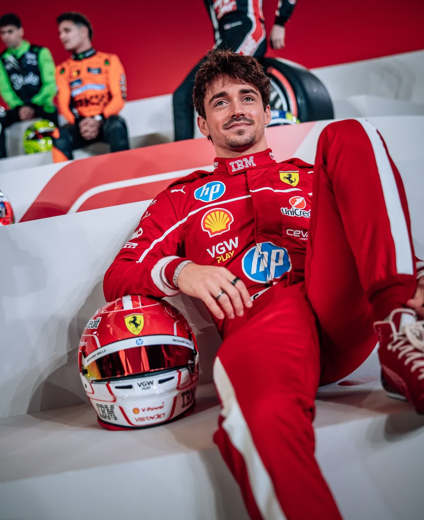 PG中国登录入口-雷诺车队完胜索伯车队，汉密尔顿点燃赛场的简单介绍