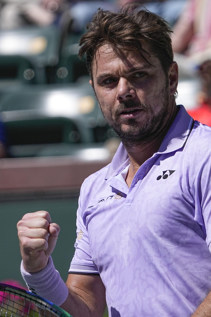 德国网球队完胜澳大利亚网球队，瓦林卡三分雨点燃全场的简单介绍