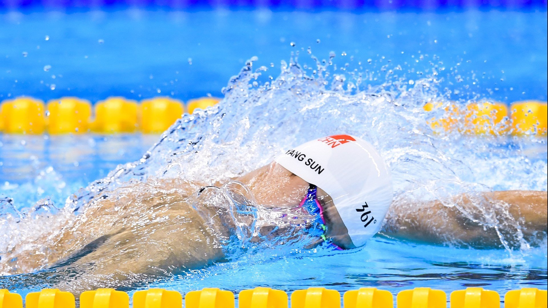 PG中国登录入口-跨界统治力，从NBA的尼克斯压制篮网，到F1赛场的武切维奇式接管